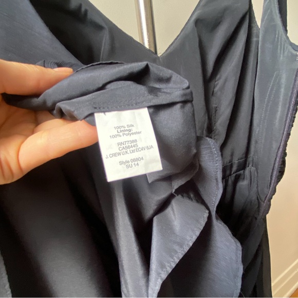 ☀️ J.Crew Navy Silk Dress – 100% Silk, V-Neck, Cocktail Style, US 2 - Picture 5 of 7